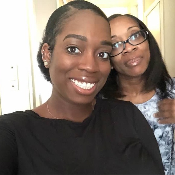 Meet Your Posher - Picture 7 of 8